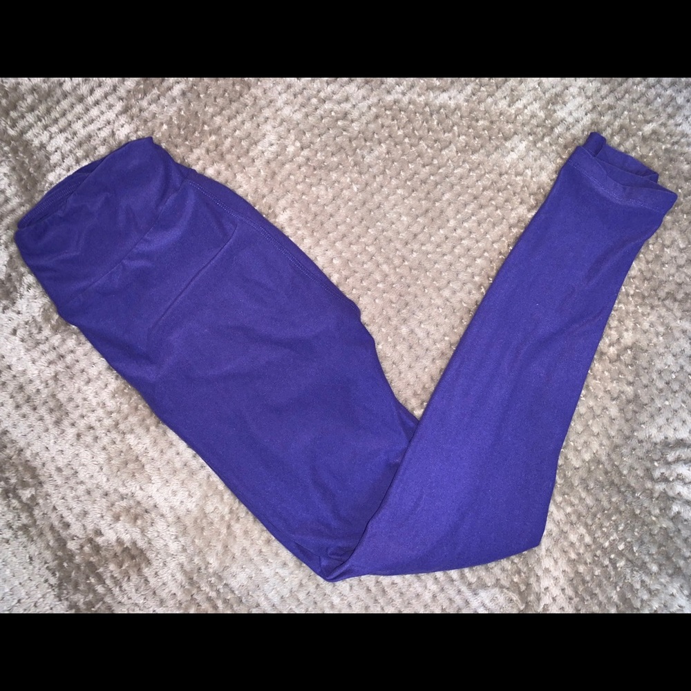 LulaRoe purple leggings 💜